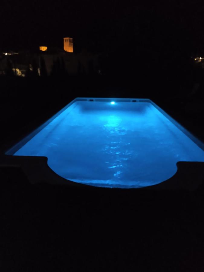 Villa Rural Con Amplia Piscina Campillo de Altobuey Dış mekan fotoğraf